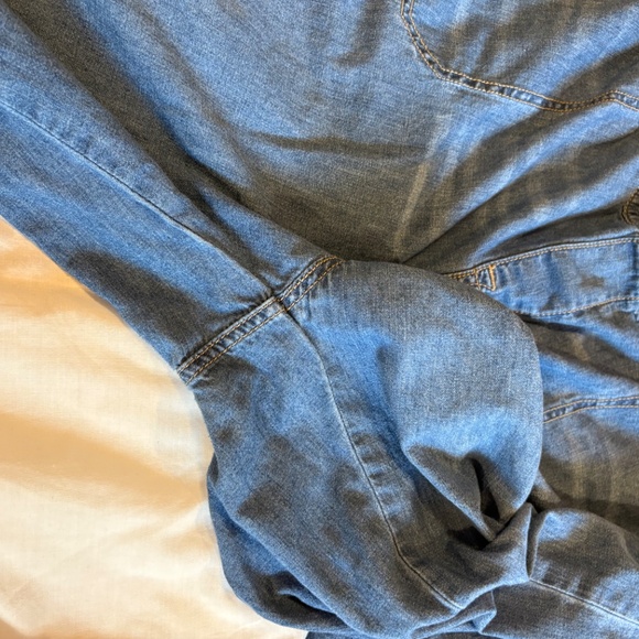 Torrid Wide Leg Jeans, Size 2x - Picture 3 of 7